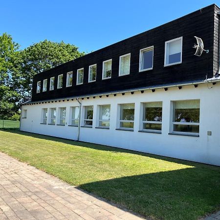 Osrodek Konferencyjno-Wypoczynkowy Hostel Chojna Bagian luar foto