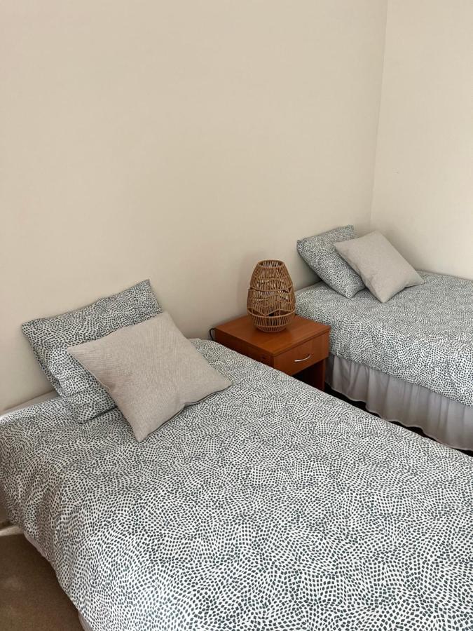Osrodek Konferencyjno-Wypoczynkowy Hostel Chojna Bagian luar foto