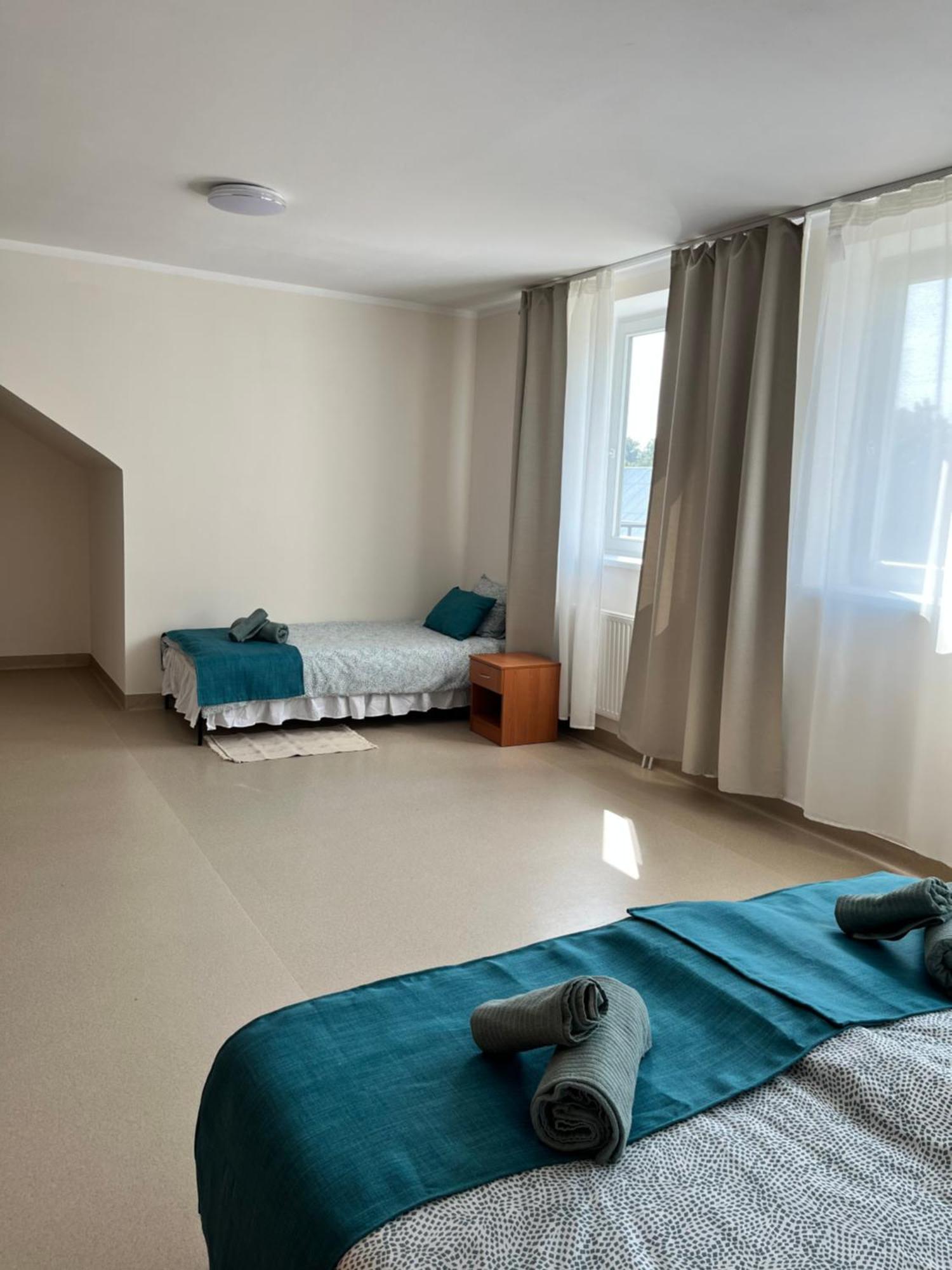 Osrodek Konferencyjno-Wypoczynkowy Hostel Chojna Bagian luar foto