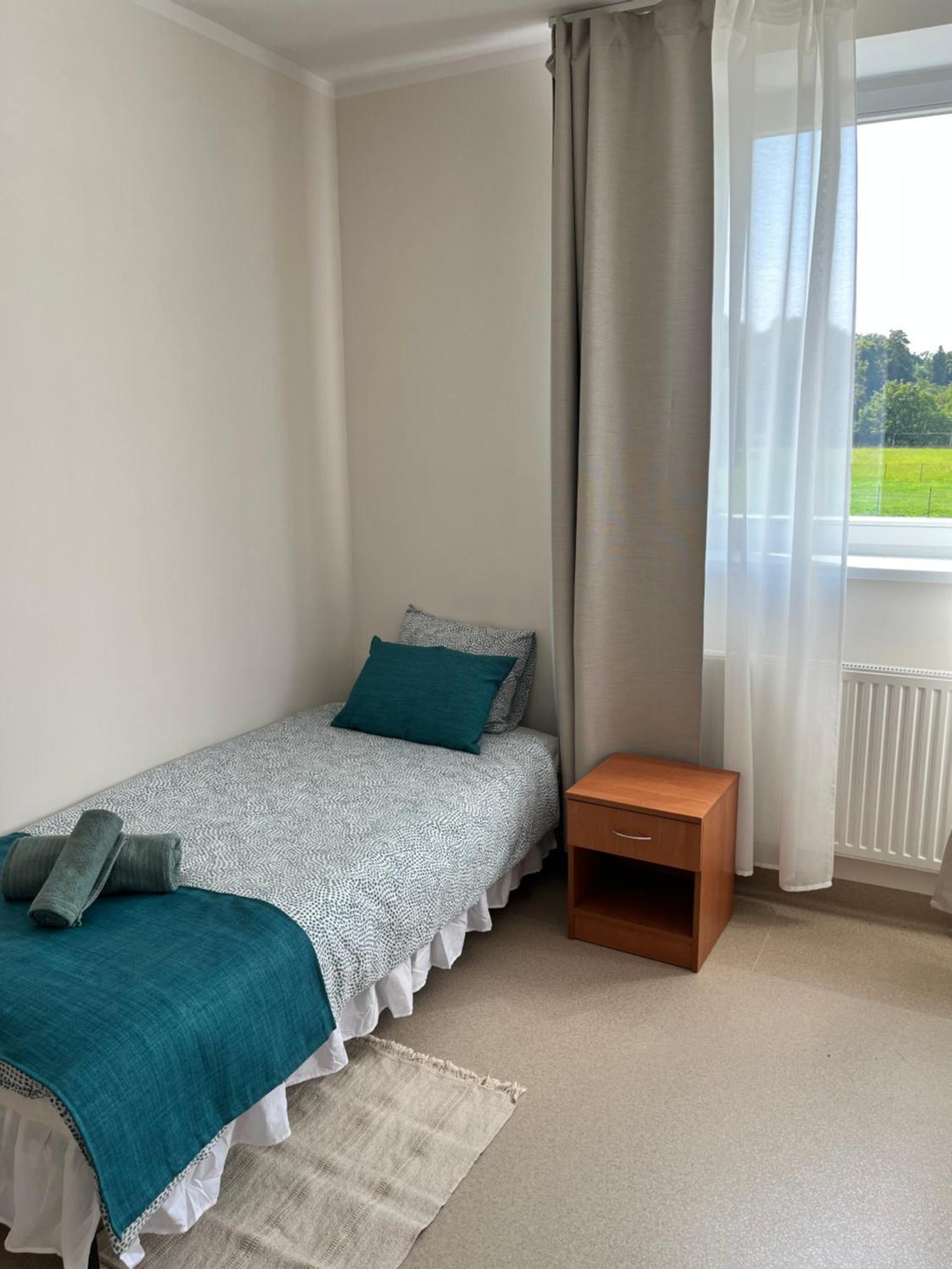 Osrodek Konferencyjno-Wypoczynkowy Hostel Chojna Bagian luar foto